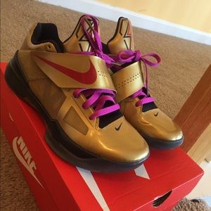 kd 4 gold medal